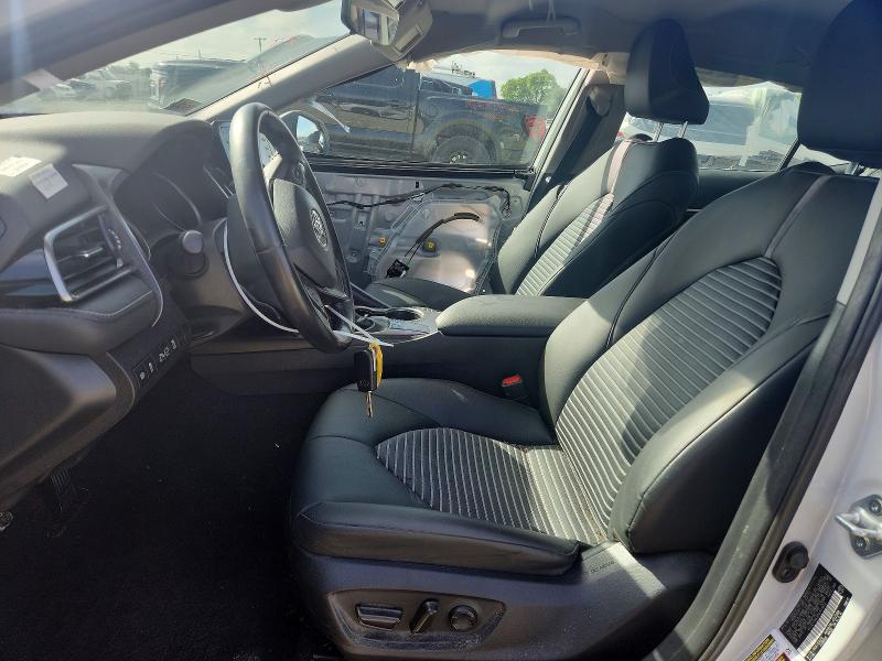 51124946 :رقم المزاد ، 4T1G11AK3PU141872 vin ، 2023 Toyota Camry مزاد بيع