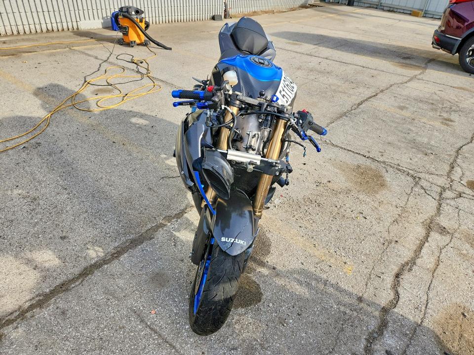 2009 Suzuki Gsx-r1000 მანქანა იყიდება აუქციონზე, vin: JS1GT78AX92101568, აუქციონის ნომერი: 51162426
