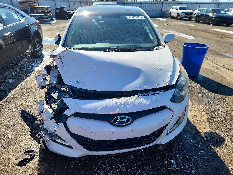 Продажа на аукционе авто 2013 Hyundai Elantra Gt, vin: KMHD35LE2DU092008, номер лота: 48801466