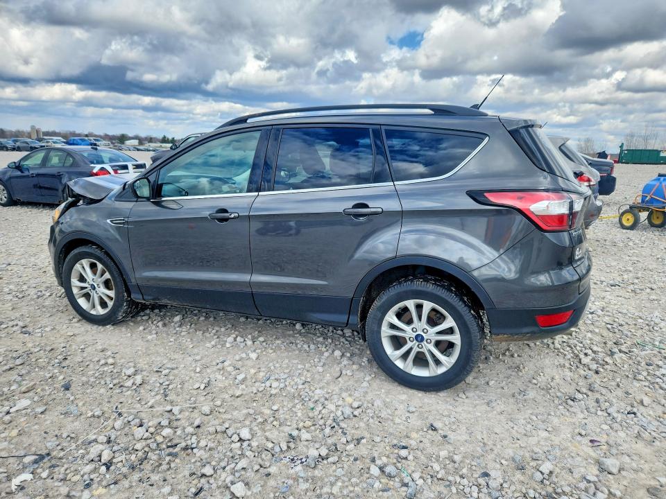 2018 Ford Escape მანქანა იყიდება აუქციონზე, vin: 1FMCU0GD5JUB62853, აუქციონის ნომერი: 48677846