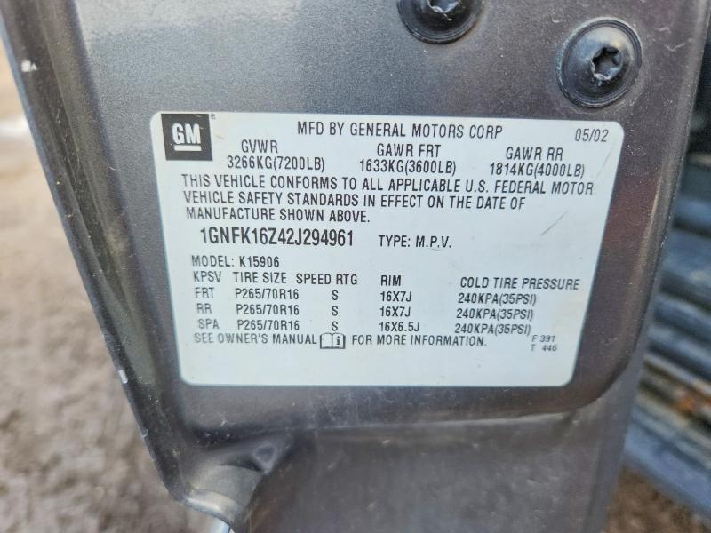 50329336 :رقم المزاد ، 1GNFK16Z42J294961 vin ، 2002 Chevrolet Suburban مزاد بيع