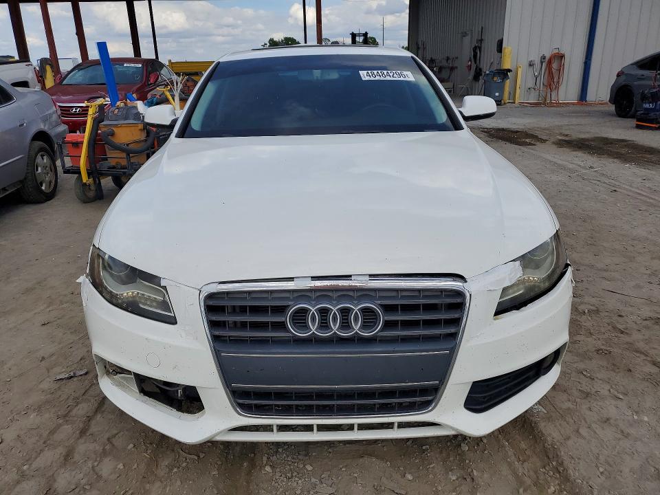48484296 :رقم المزاد ، WAUEFAFL3BN012206 vin ، 2011 Audi A4 مزاد بيع