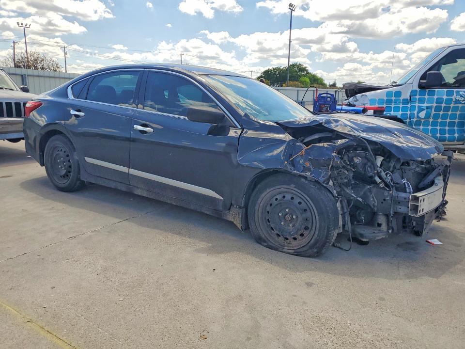 Продаж на аукціоні авто 2017 Nissan Altima, vin: 1N4AL3AP1HN314804, номер лоту: 53028736