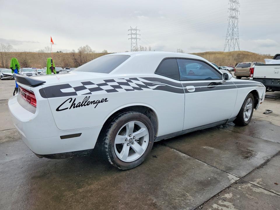 2013 Dodge Challenger მანქანა იყიდება აუქციონზე, vin: 2C3CDYAGXDH662945, აუქციონის ნომერი: 47661736