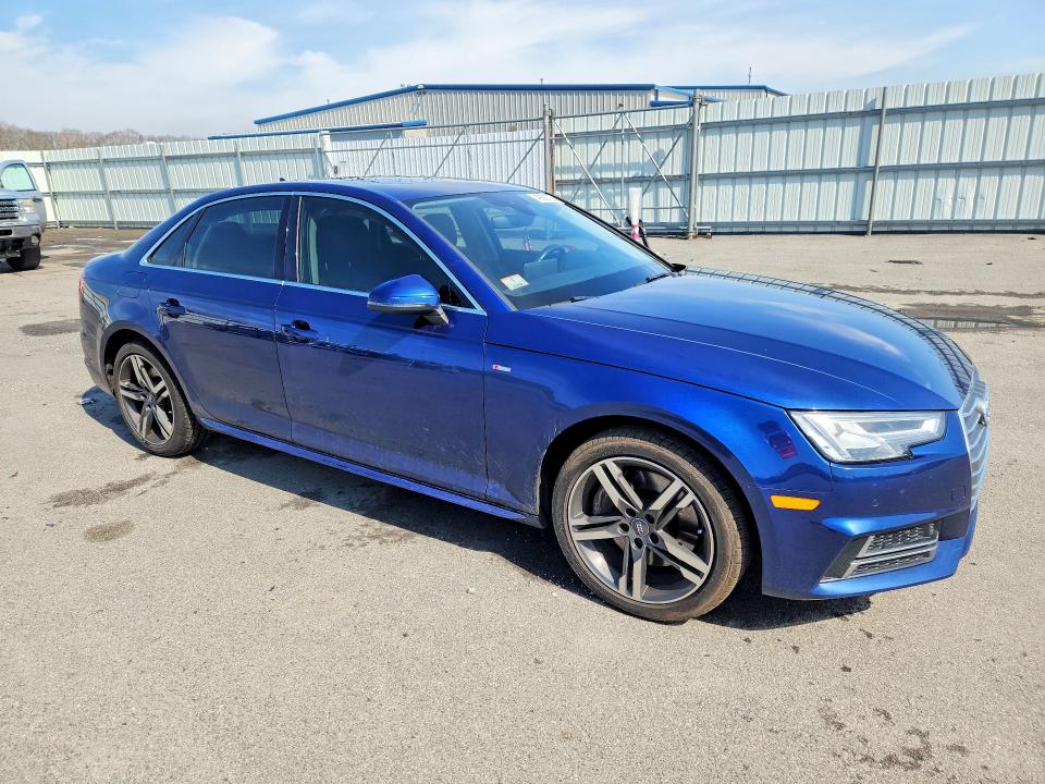 Продаж на аукціоні авто 2017 Audi A4, vin: WAULNAF40HN007878, номер лоту: 49882756