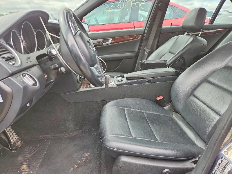 Продажа на аукционе авто 2013 Mercedes-benz C, vin: WDDGF8AB7DA812977, номер лота: 50592236