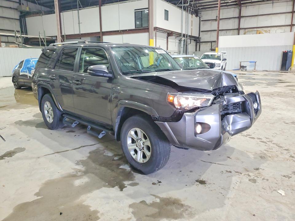48922606 :رقم المزاد ، JTEBU5JR7L5767743 vin ، 2020 Toyota 4runner مزاد بيع