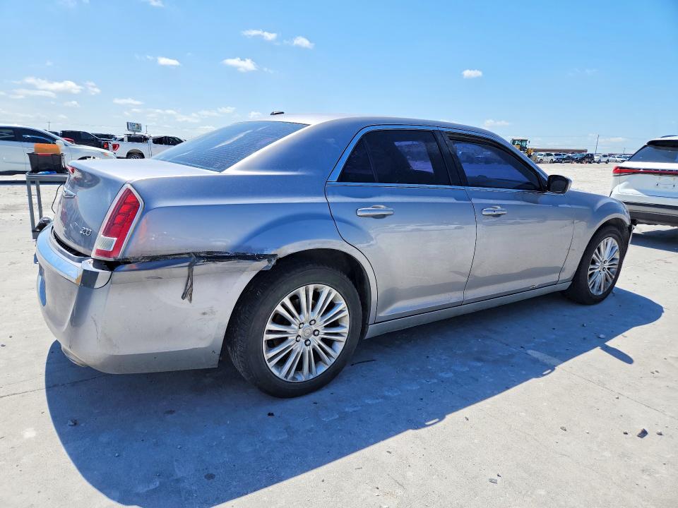 46843786 :رقم المزاد ، 2C3CCARG0EH384928 vin ، 2014 Chrysler 300 مزاد بيع