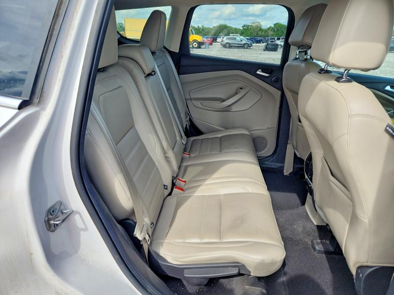 Продажа на аукционе авто 2017 Ford Escape, vin: 1FMCU0JD8HUD16636, номер лота: 50925026