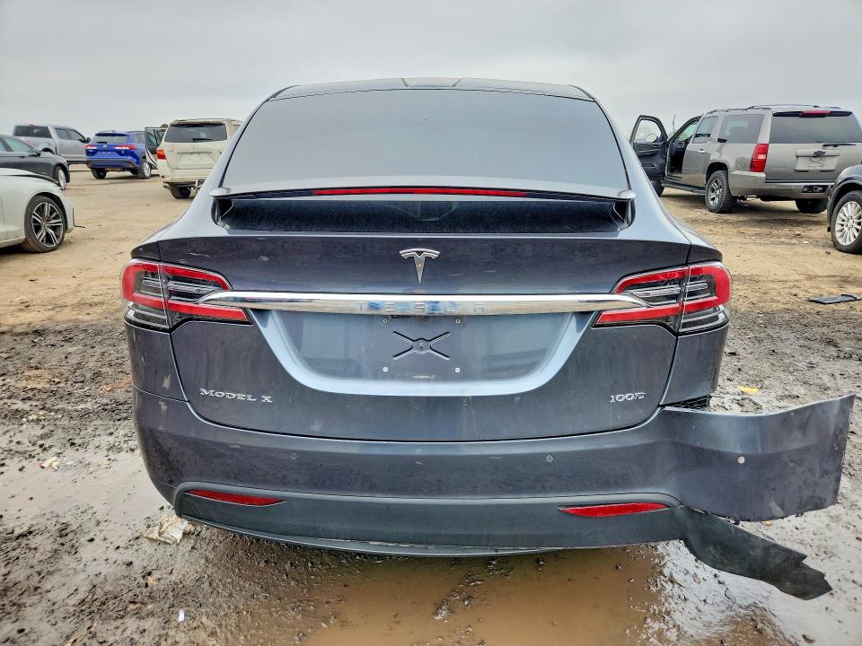 2018 Tesla Model X მანქანა იყიდება აუქციონზე, vin: 5YJXCBE25JF101694, აუქციონის ნომერი: 49408906