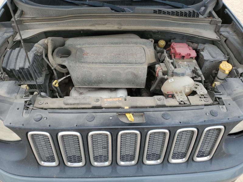 48590766 :رقم المزاد ، ZACCJABB6JPJ15497 vin ، 2018 Jeep Renegade مزاد بيع