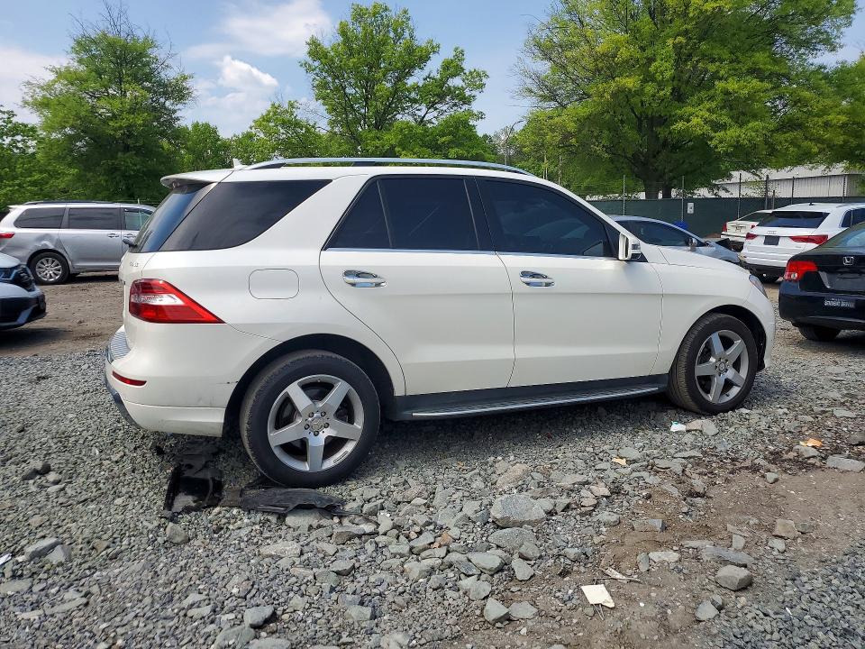 Продажа на аукционе авто 2015 Mercedes-benz Ml, vin: 4JGDA5GB4FA564770, номер лота: 51156146
