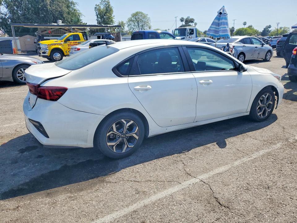 51536036 :رقم المزاد ، 3KPF24AD7ME304033 vin ، 2021 Kia Forte مزاد بيع
