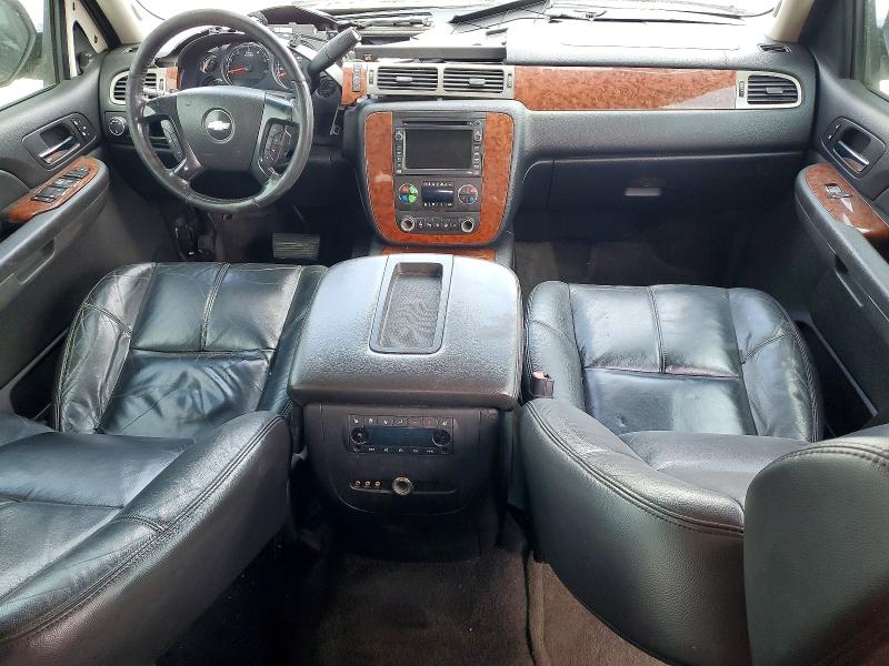 Продаж на аукціоні авто 2008 Chevrolet Suburban, vin: 1GNFC16098R246087, номер лоту: 48763286