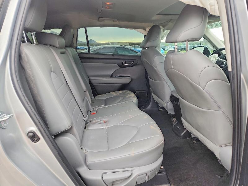 51306026 :رقم المزاد ، 5TDKDRBH4PS006377 vin ، 2023 Toyota Highlander مزاد بيع