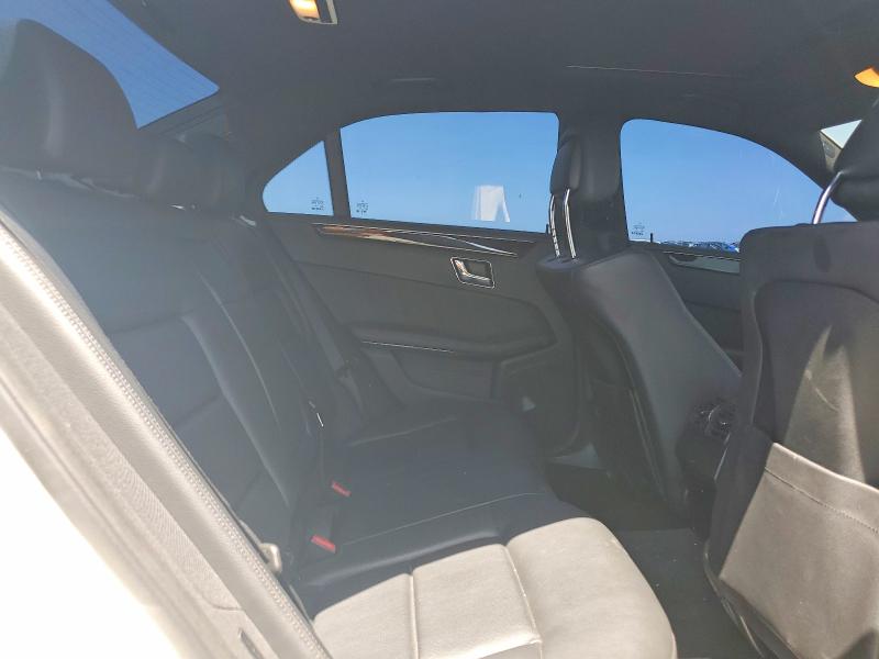 51418106 :رقم المزاد ، WDDHF5GB5AA020283 vin ، 2010 Mercedes-benz E مزاد بيع