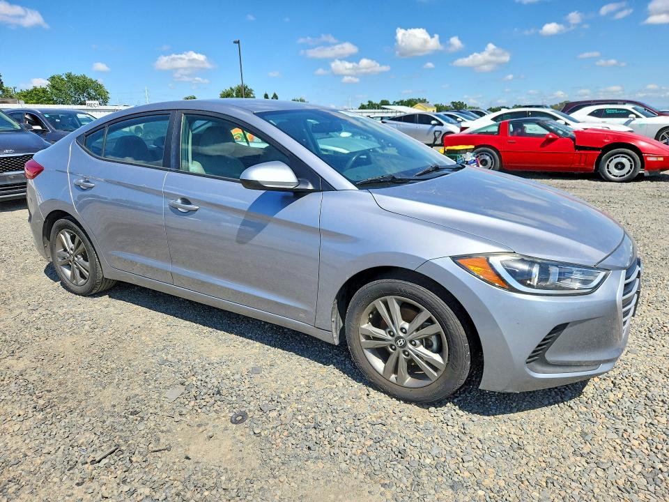49620626 :رقم المزاد ، 5NPD84LFXHH150987 vin ، 2017 Hyun Elantra مزاد بيع