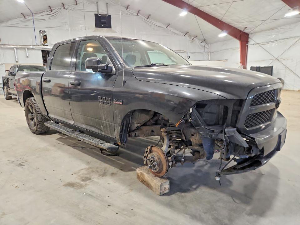 50979566 :رقم المزاد ، 1C6RR7KT5JS284753 vin ، 2018 Ram 1500 مزاد بيع