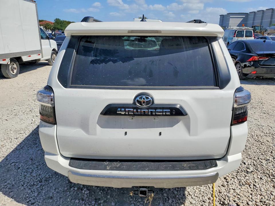 49011286 :رقم المزاد ، JTEPU5JR0R6275418 vin ، 2024 Toyota 4runner مزاد بيع