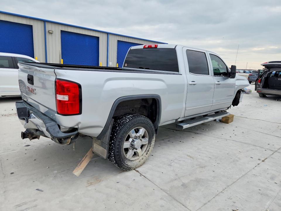 48803526 :رقم المزاد ، 1GT12SEG2JF237023 vin ، 2018 Gmc Sierra مزاد بيع