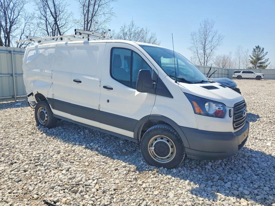 62225566 :رقم المزاد ، 1FTYE1ZM9HKB39799 vin ، 2017 Ford Transit مزاد بيع