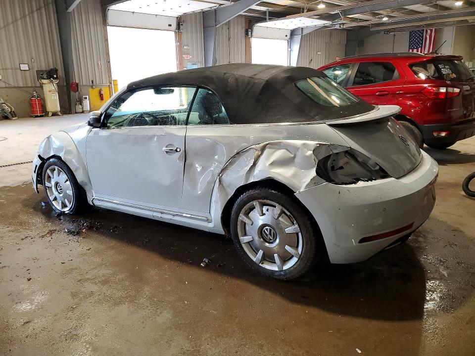 51078156 :رقم المزاد ، 3VW5DAAT5JM502247 vin ، 2018 Volkswagen Beetle مزاد بيع