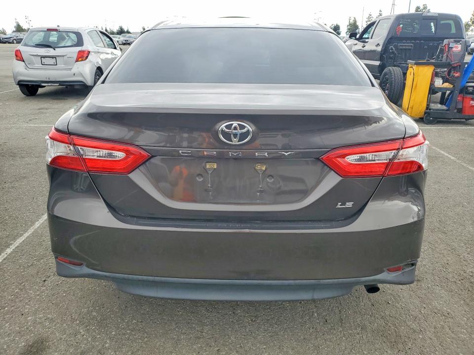 Aukcja sprzedaży 2018 Toyota Camry, vin: JTNB11HK5J3030236, numer aukcji: 48647096