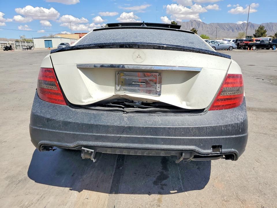 2012 Mercedes-benz C მანქანა იყიდება აუქციონზე, vin: WDDGJ4HBXCF788687, აუქციონის ნომერი: 49245376