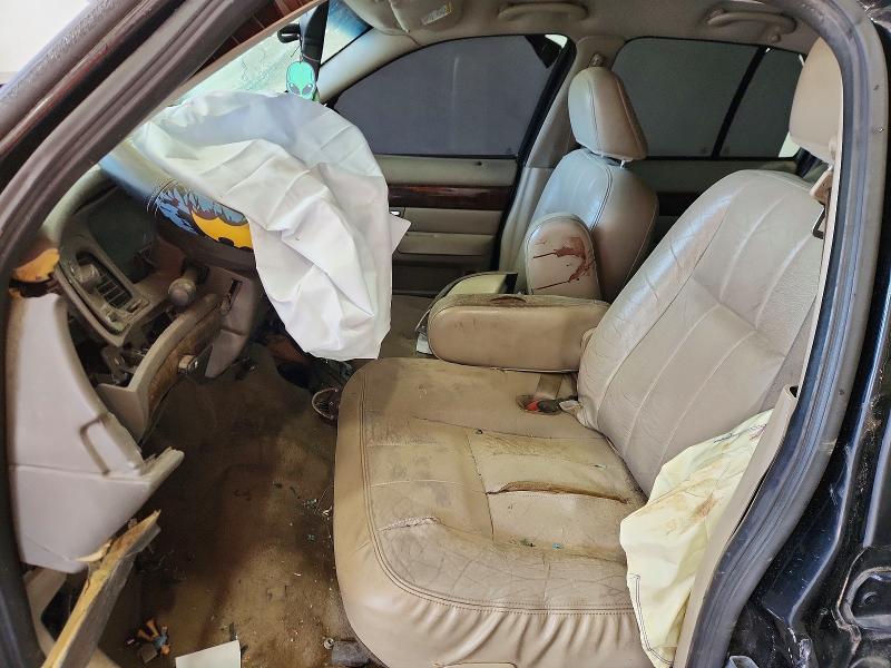 2010 Mercury Grand Marquis მანქანა იყიდება აუქციონზე, vin: 2MEBM7FV0AX628134, აუქციონის ნომერი: 50433546
