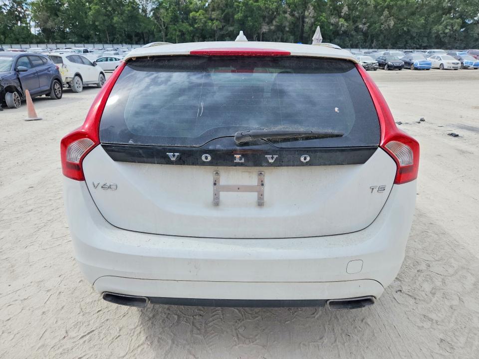 2016 Volvo V60 მანქანა იყიდება აუქციონზე, vin: YV140MEK2G1301998, აუქციონის ნომერი: 50727806