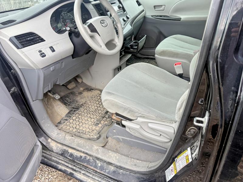 Продаж на аукціоні авто 2011 Toyota Sienna Ce V6, vin: 5TDZK3DC6BS028229, номер лоту: 51002836