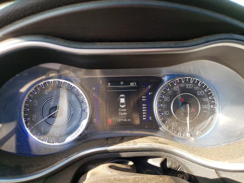 2015 Chrysler 200 მანქანა იყიდება აუქციონზე, vin: 1C3CCCAB5FN742707, აუქციონის ნომერი: 49881866
