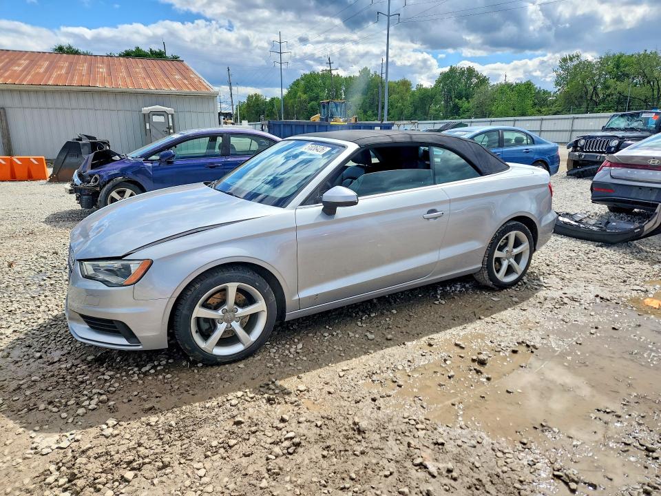 51036426 :رقم المزاد ، WAU7FLFF6F1031795 vin ، 2015 Audi A3 مزاد بيع