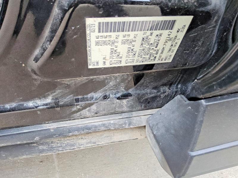 49976366 :رقم المزاد ، 5N1BT3BA0PC791142 vin ، 2023 Nissan Rogue مزاد بيع