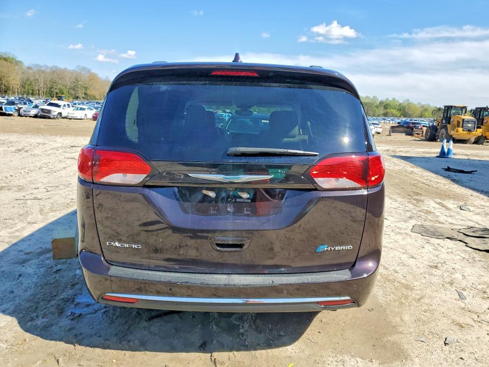 Продажа на аукционе авто 2018 Chrysler Pacifica, vin: 2C4RC1L73JR125059, номер лота: 48918476