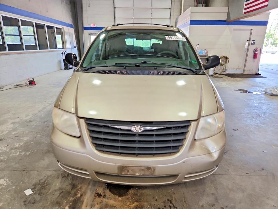 Продажа на аукционе авто 2006 Chrysler Town & Country, vin: 1A4GP45R16B529005, номер лота: 50715416