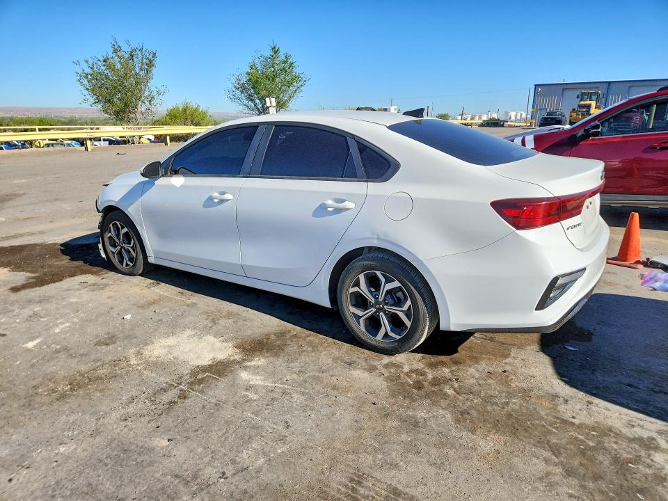 48895866 :رقم المزاد ، 3KPF24AD3KE058577 vin ، 2019 Kia Forte مزاد بيع