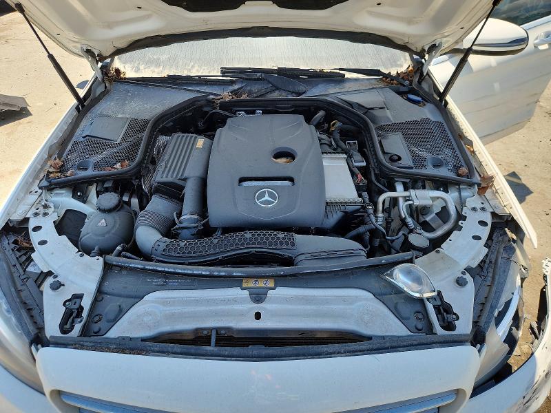 49984076 :رقم المزاد ، 55SWF4JB2JU265438 vin ، 2018 Mercedes-benz C مزاد بيع