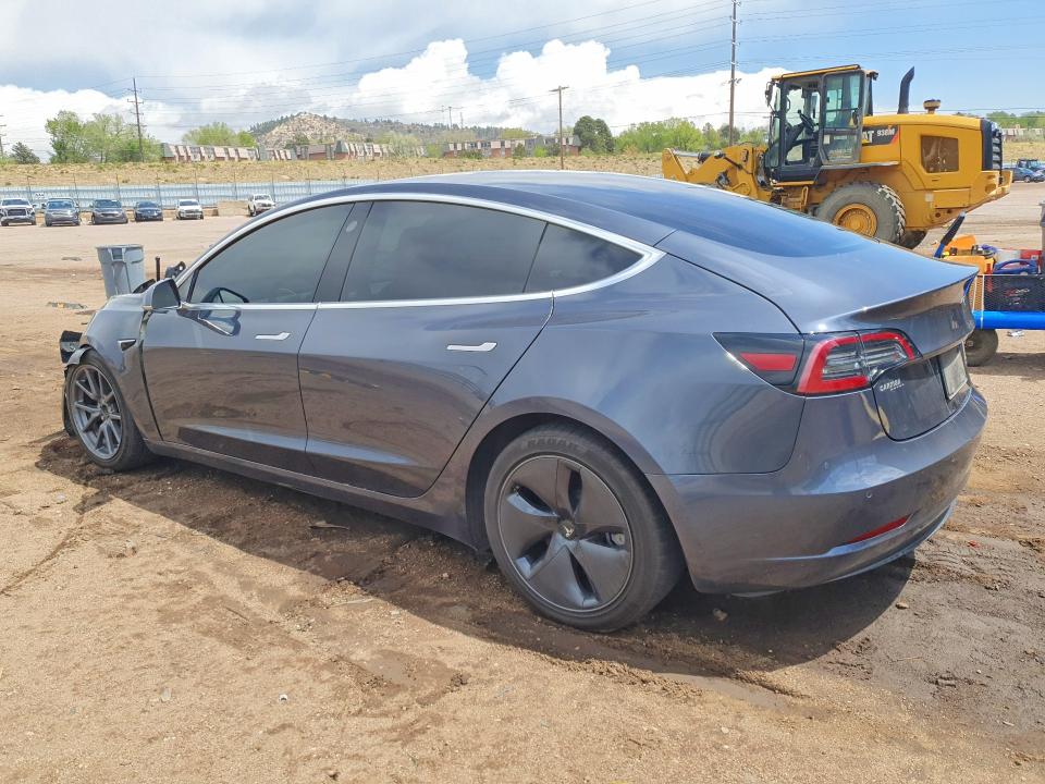 2020 Tesla Model 3 მანქანა იყიდება აუქციონზე, vin: 5YJ3E1EC3LF601738, აუქციონის ნომერი: 51546576