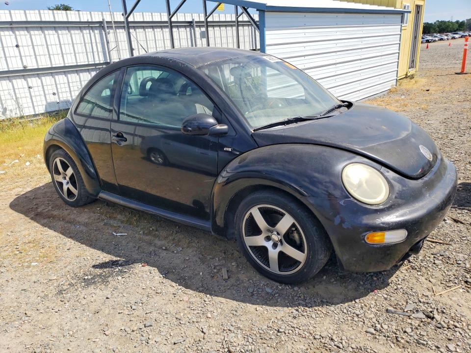 46398736 :رقم المزاد ، 3VWED21C22M436702 vin ، 2002 Volkswagen New Beetle مزاد بيع