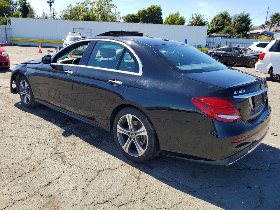 2018 Mercedes-benz E მანქანა იყიდება აუქციონზე, vin: WDDZF4JB4JA306729, აუქციონის ნომერი: 51207496