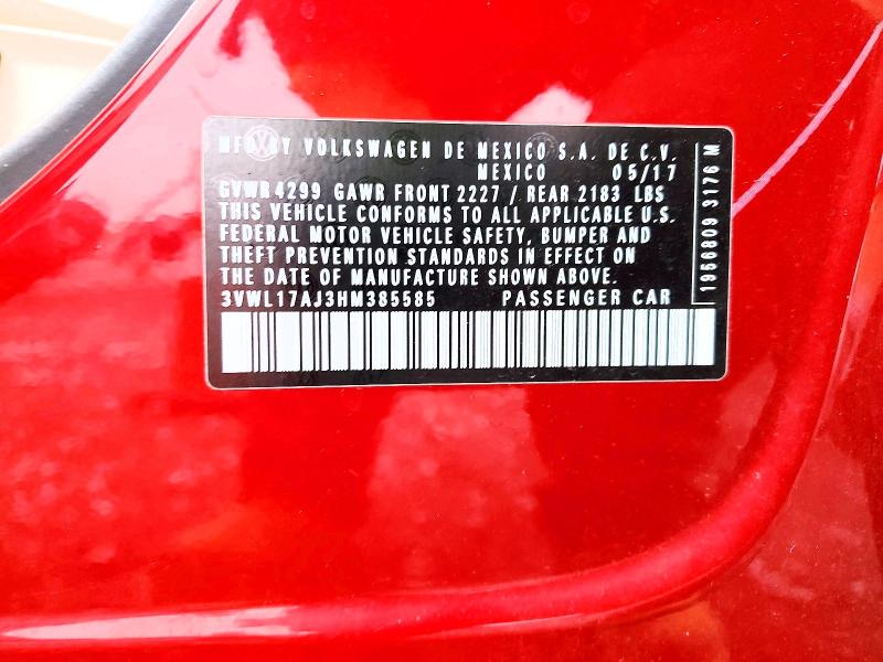 51483976 :رقم المزاد ، 3VWL17AJ3HM385585 vin ، 2017 Volkswagen Jetta مزاد بيع