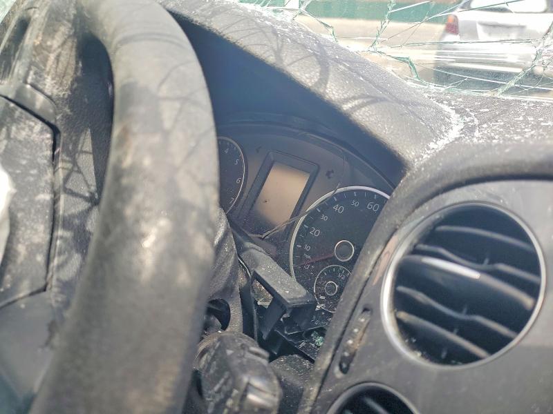 50491686 :رقم المزاد ، WVGAV7AX3CW579931 vin ، 2012 Volkswagen Tiguan مزاد بيع
