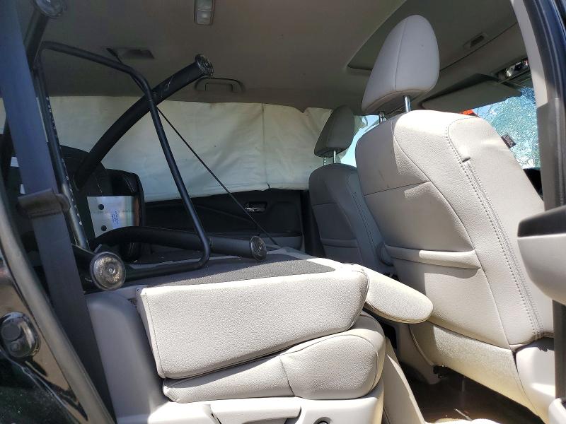 50997116 :رقم المزاد ، 5FNYF6H77GB512503 vin ، 2016 Honda Pilot مزاد بيع
