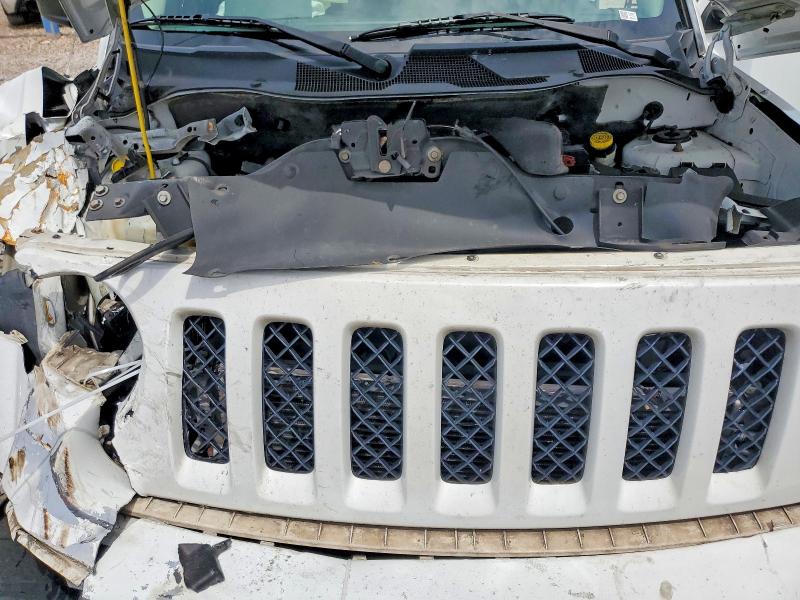 52001986 :رقم المزاد ، 1C4NJRFB6GD595312 vin ، 2016 Jeep Patriot مزاد بيع