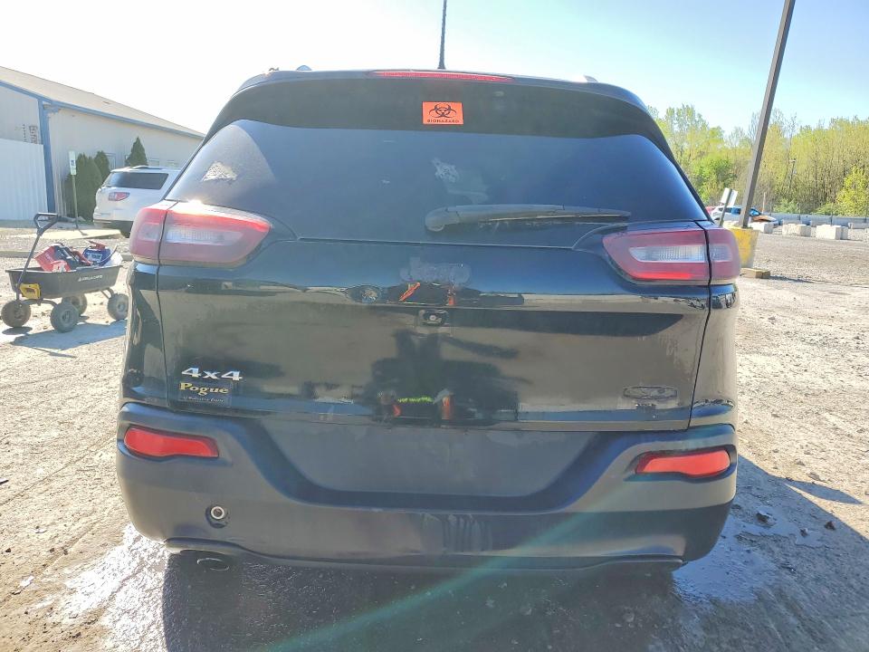 47038136 :رقم المزاد ، 1C4PJMCB0JD603640 vin ، 2018 Jeep Cherokee مزاد بيع