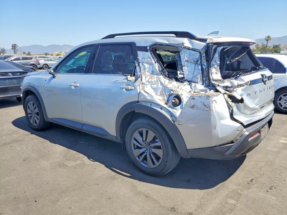 51717146 :رقم المزاد ، 5N1DR3BA2NC228338 vin ، 2022 Nissan Pathfinder مزاد بيع