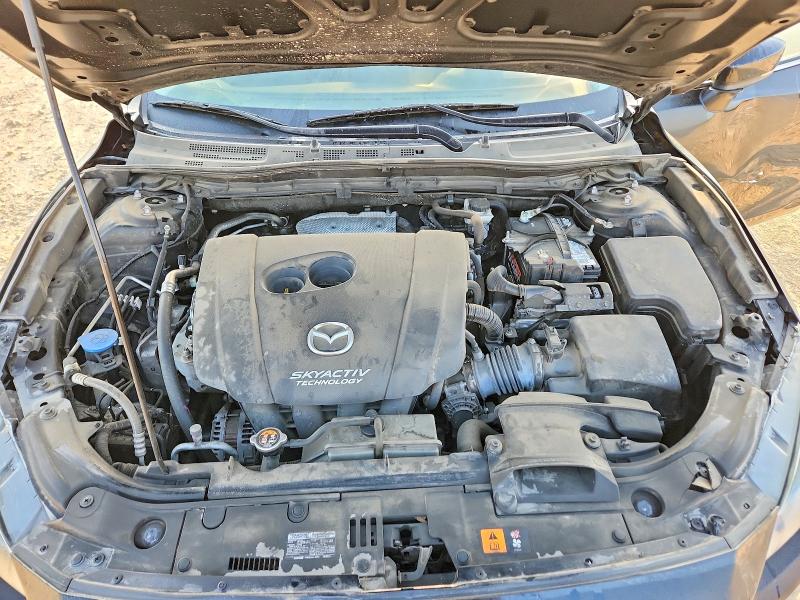 50130396 :رقم المزاد ، 3MZBN1V38JM208240 vin ، 2018 Mazda 3 مزاد بيع