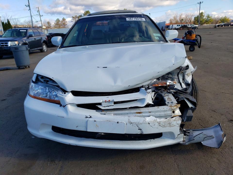 Продаж на аукціоні авто 2000 Honda Accord, vin: 1HGCG1659YA058410, номер лоту: 48719316