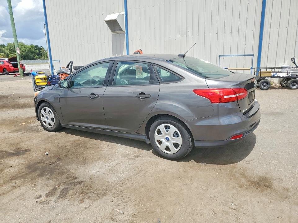 48795216 :رقم المزاد ، 1FADP3E26FL271313 vin ، 2015 Ford Focus مزاد بيع